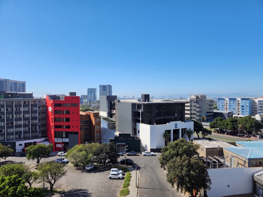 2 Bedroom Property for Sale in Zonnebloem Western Cape